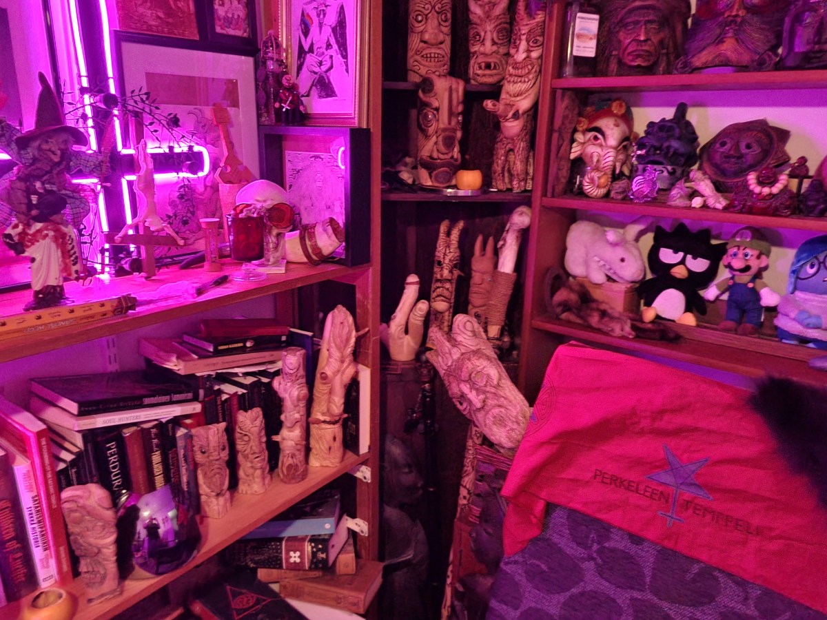 Perkeleen Temppeli videolla